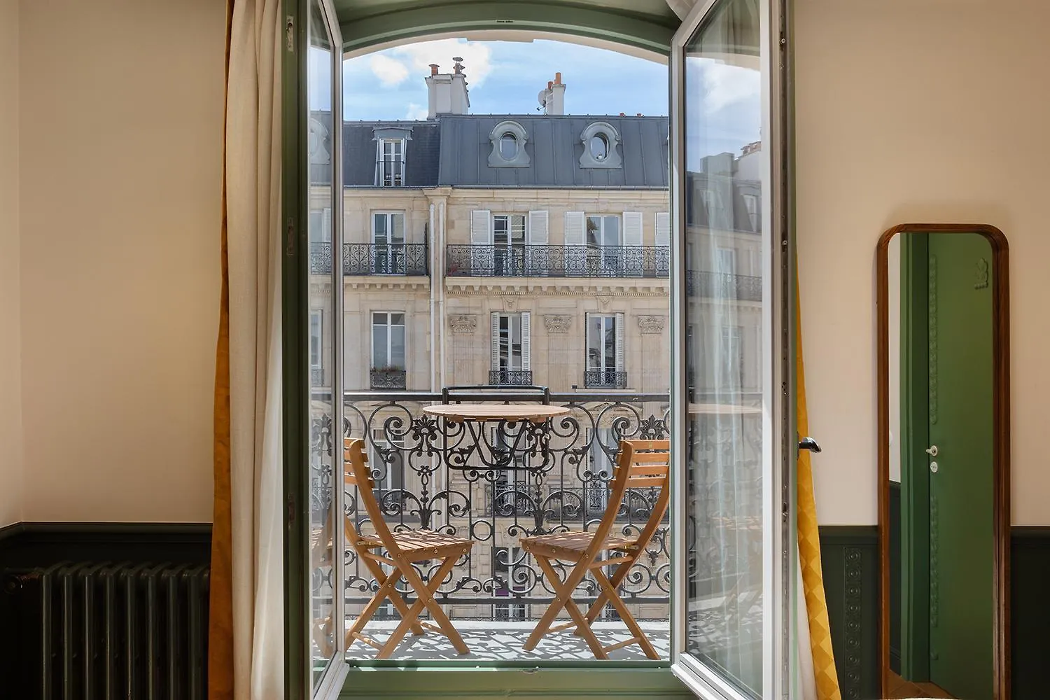 Paris Home Collection Serviced Apartments In Opera - Rue Saint-Lazare